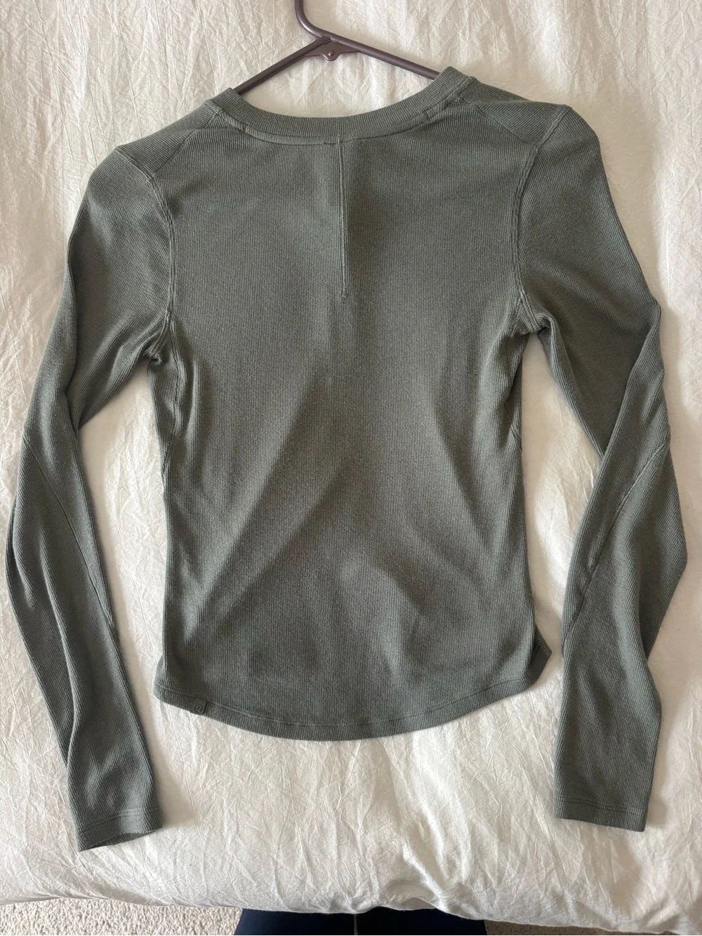 Lululemon Hold Tight Long-Sleeve Ribbed Henley Top in Sage Green - Size 4